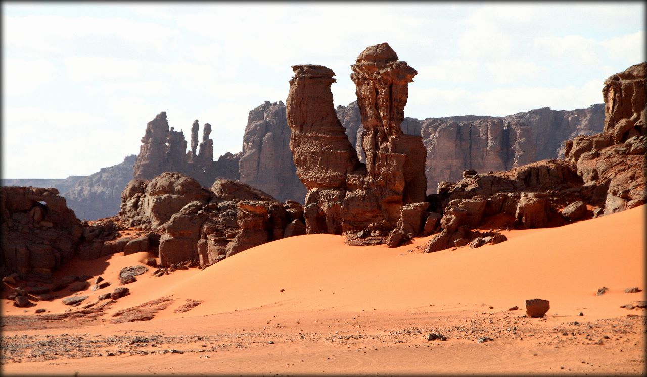 Алжирская Сахара, день третий — рассвет, облака и Гауди Тассилин-Адджер Национальный Парк, Алжир