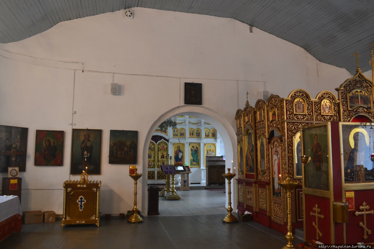 Церковь Трех Святителей Урень, Россия