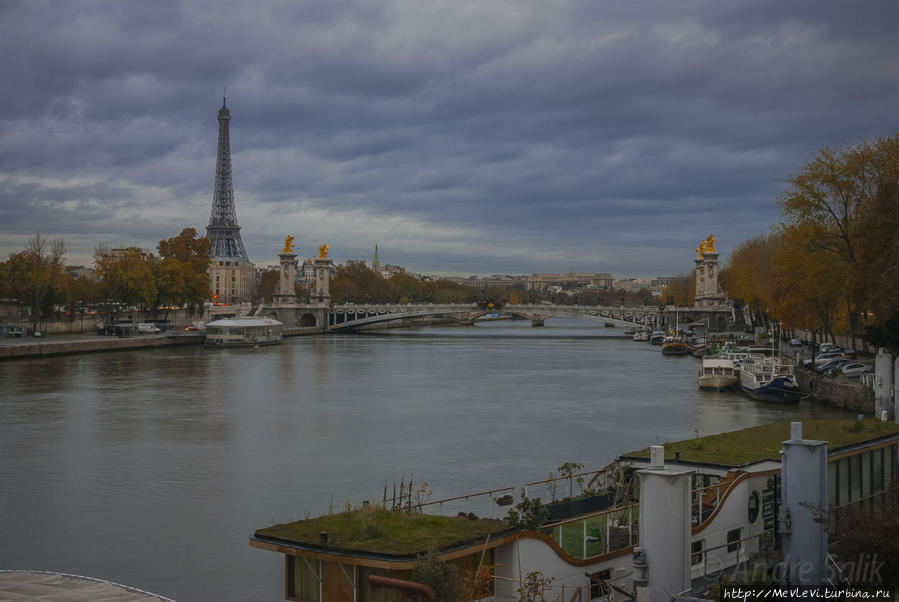 На рассвете Париж, Франция