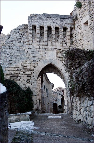 La Portail de la Garde – Караульные ворота.