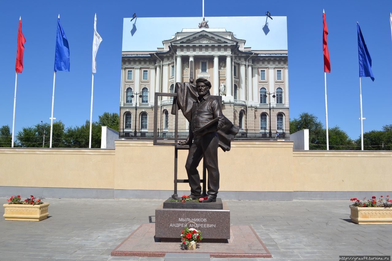 Памятник А.А. Мыльникову Энгельс, Россия