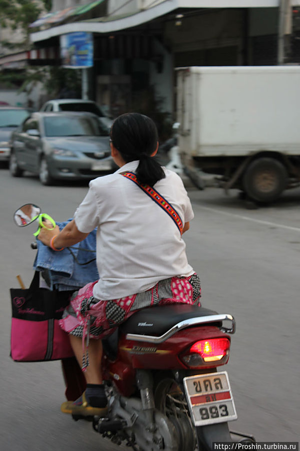 Лампанг, 4-день, Прогулка по городу Лампанг, Таиланд
