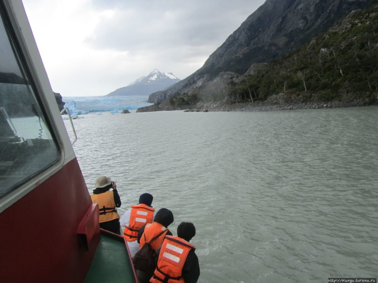 Навигация по озеру Грей Национальный парк Торрес-дель-Пайне, Чили