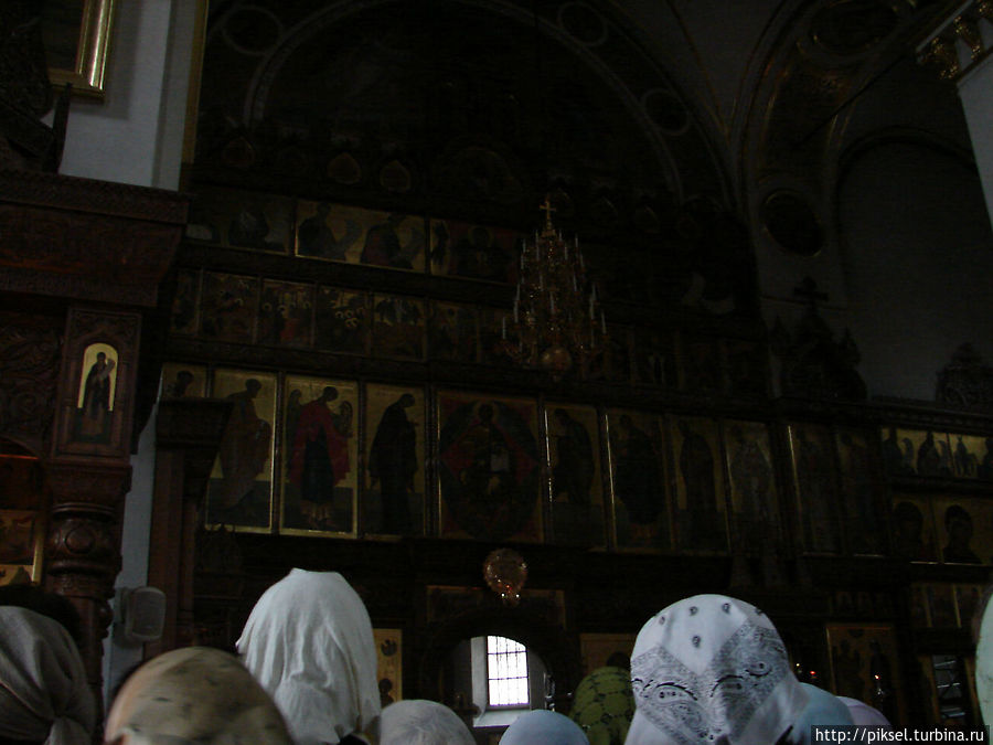 Главный престол во имя Успения Пресвятой Богородицы Святогорск, Украина