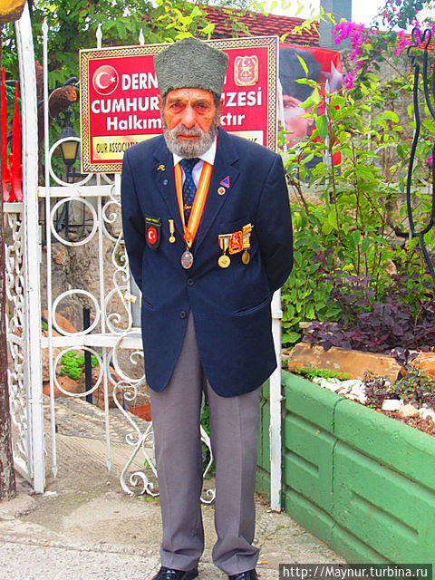 Ветеран.День памяти Ататюрка. Анталия, Турция