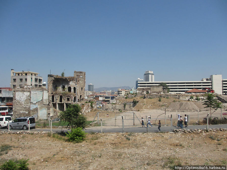Агора в центре Измира Измир, Турция