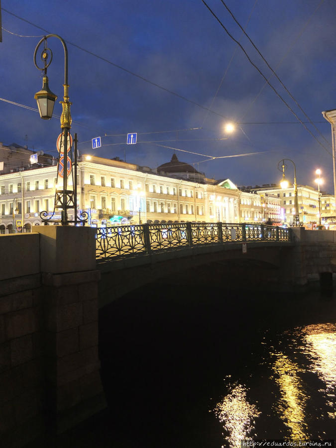 Зелёный мост через р. Мойка Санкт-Петербург, Россия
