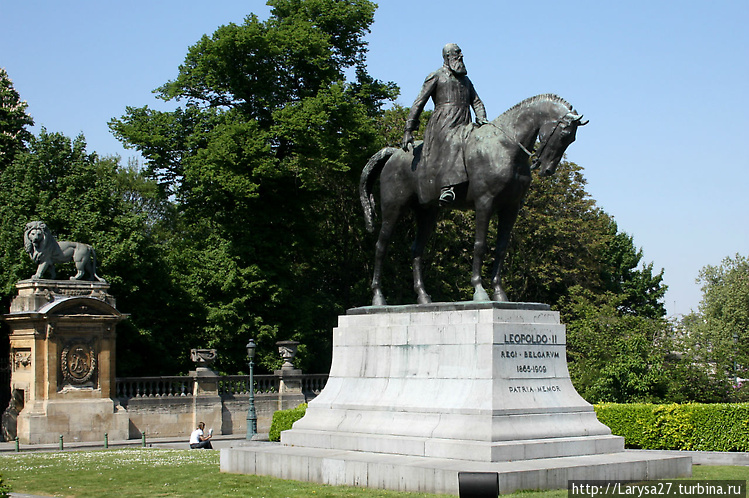 Памятник Леопольду II, 19