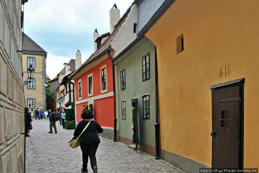 Злата Улочка — самая знаменитая улица Праги Прага, Чехия