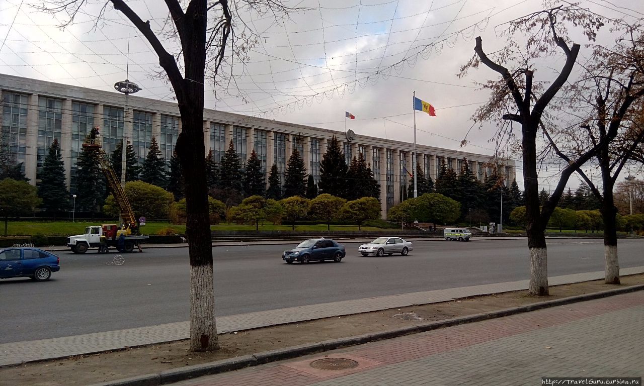 Дом правительства Кишинёв, Молдова