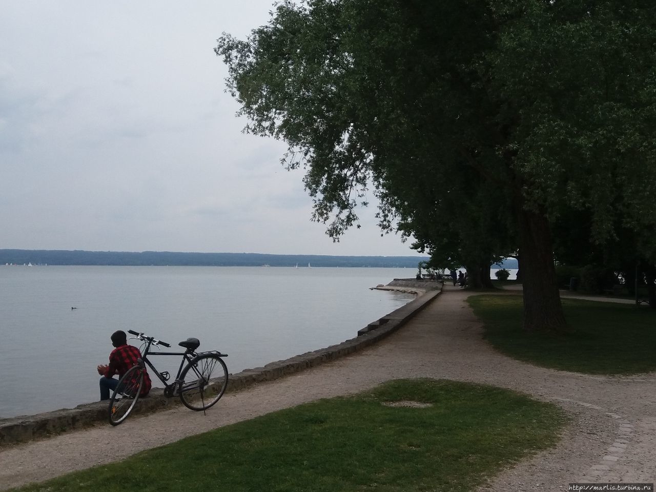 Самый длинный озерный променад Германии Хершинг-ам-Аммерзее, Германия