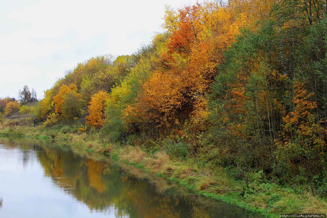 Осень на реке Киржач. Киржач, Россия