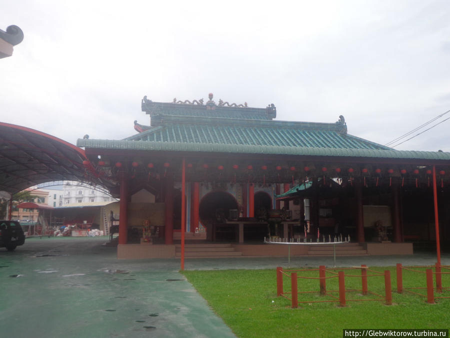 Masjid At-Takwa Мири, Малайзия