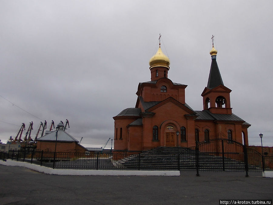 церковь в Дудинке Дудинка, Россия