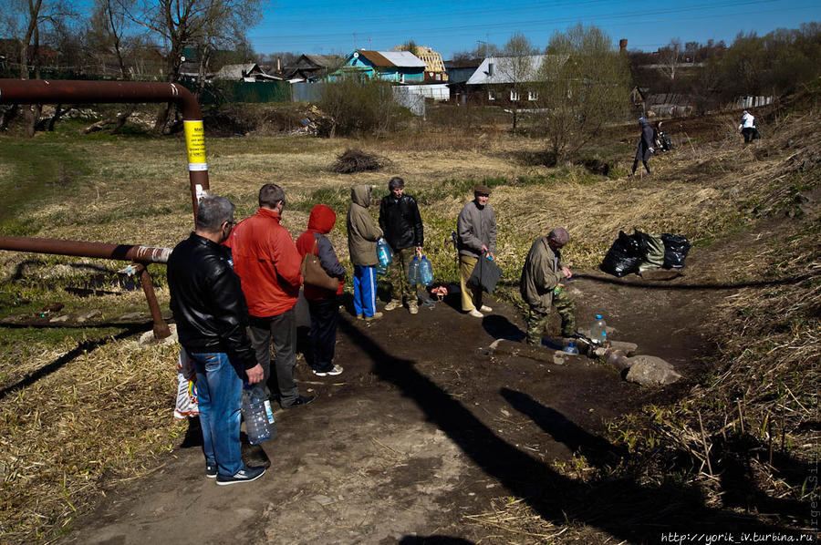 Только сообща можно победить.