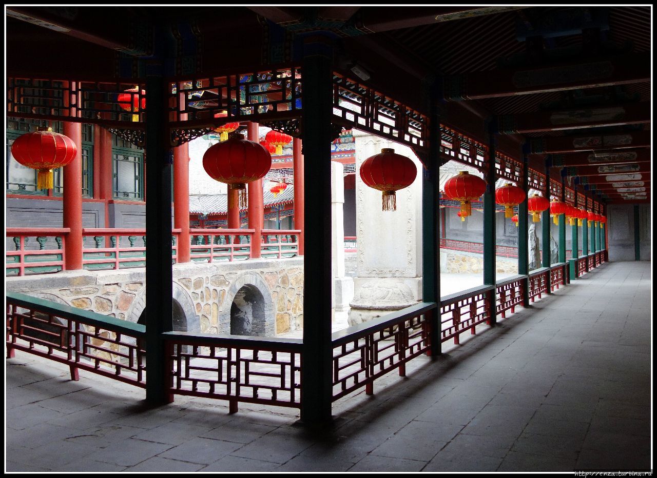 Байюньгуань – Первый храм под Небесами