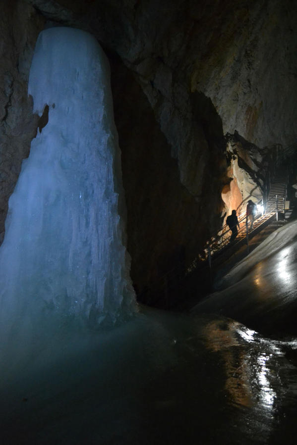 Ледяная пещера Айсризенвельт Верфен, Австрия