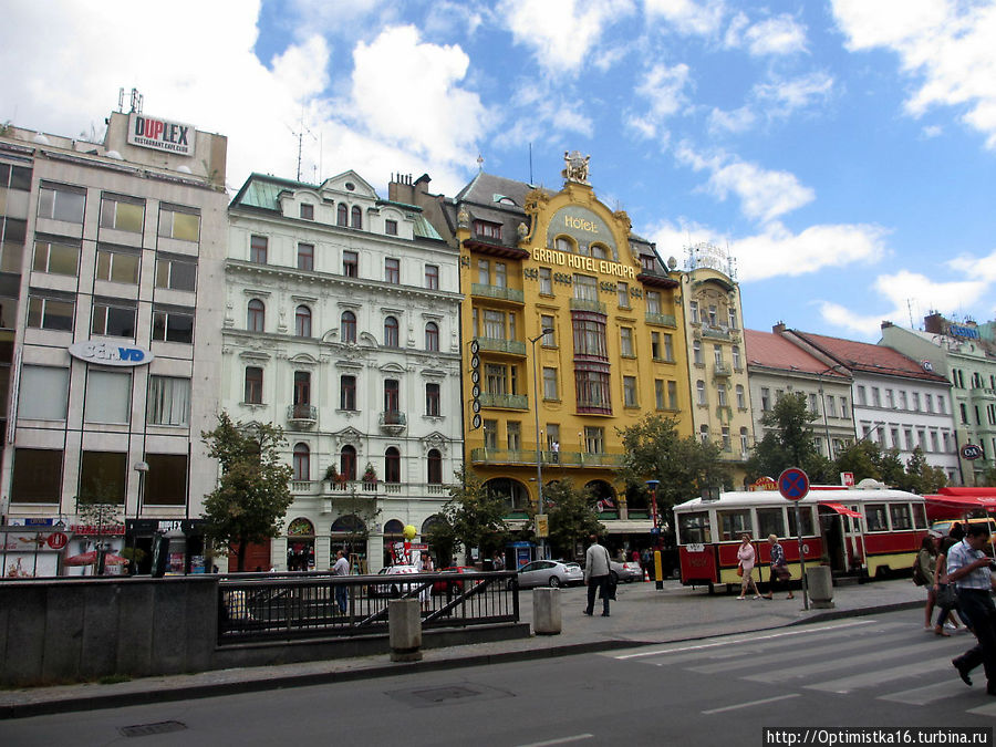 И опять Вацлавская площадь Прага, Чехия
