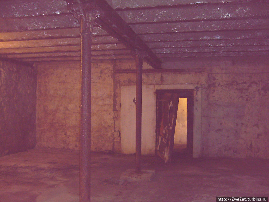 Вход в бункер Сталина