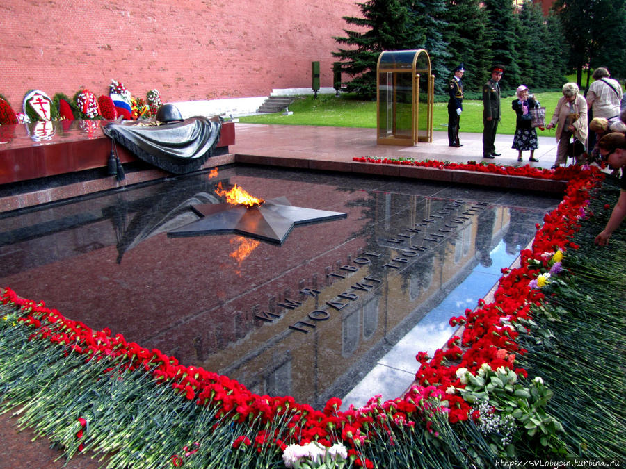 Могила неизвестного солдата. 22 июня.... Москва, Россия