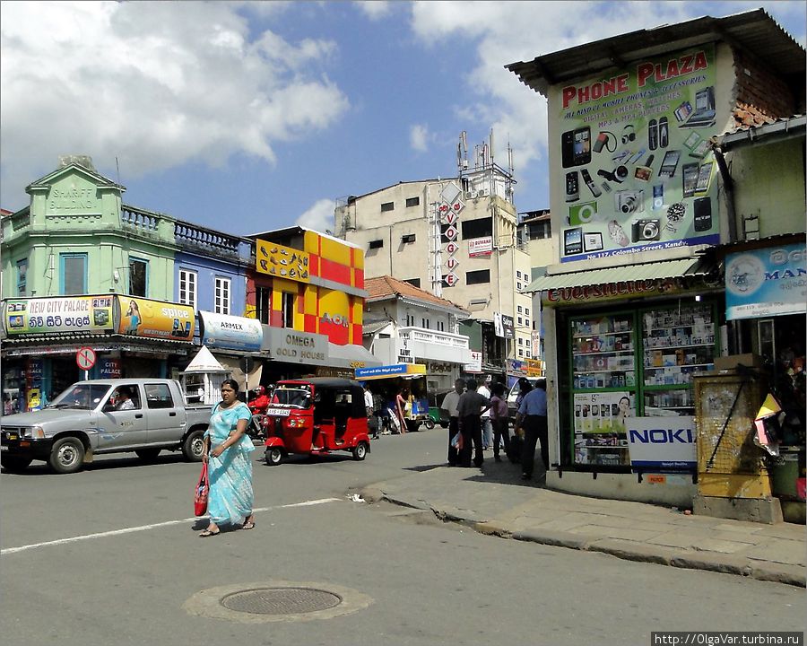 На улицах Канди Канди, Шри-Ланка