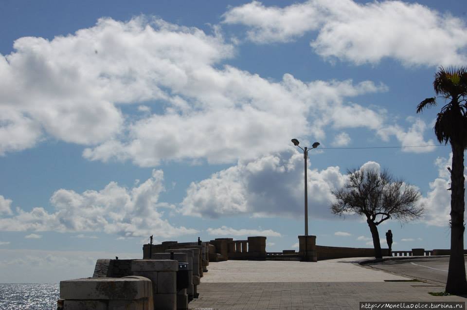 Санта Мария ди Леука самый южный порт   Саленто — март 2015 Лечче, Италия