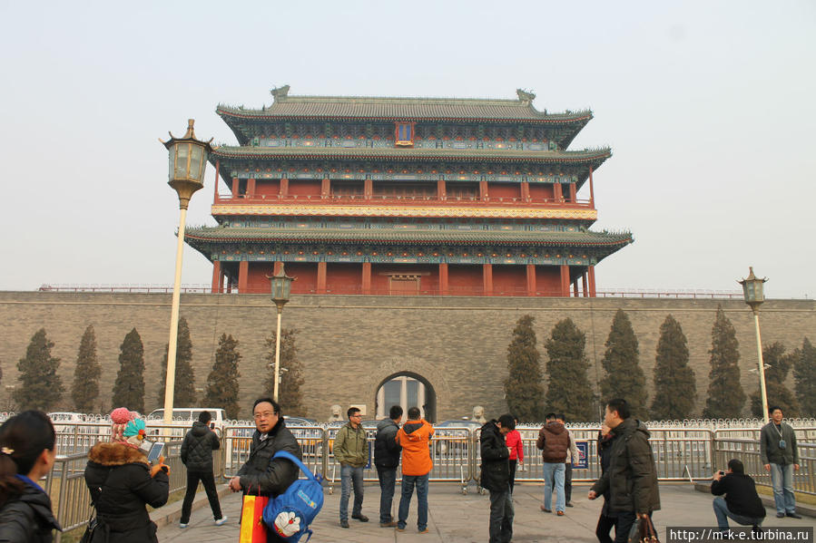 Пекинская Красная площадь — площадь Тяньаньмэнь Пекин, Китай