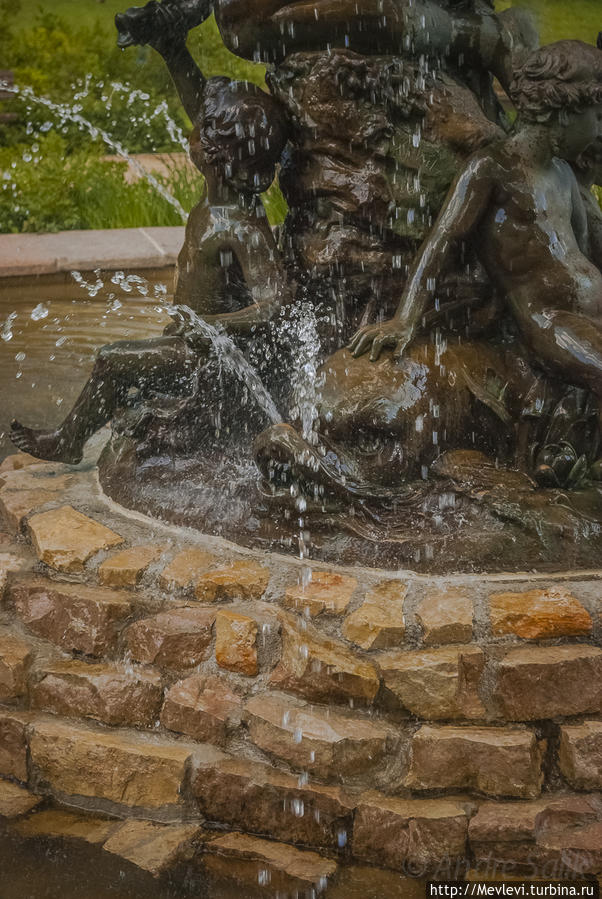 Фонтаны у Латвийской Оперы Рига, Латвия