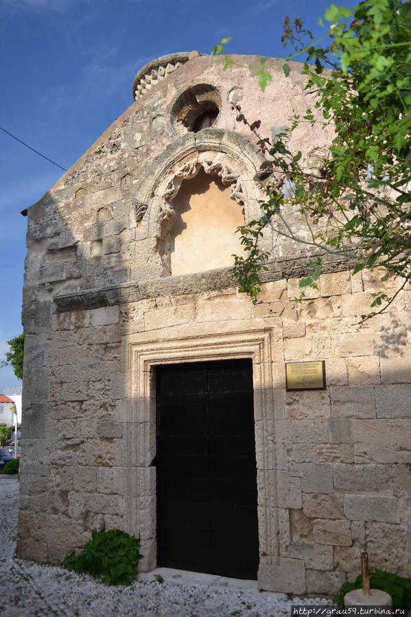 Церковь святой Троицы (Мечеть Dolapli) Родос, остров Родос, Греция