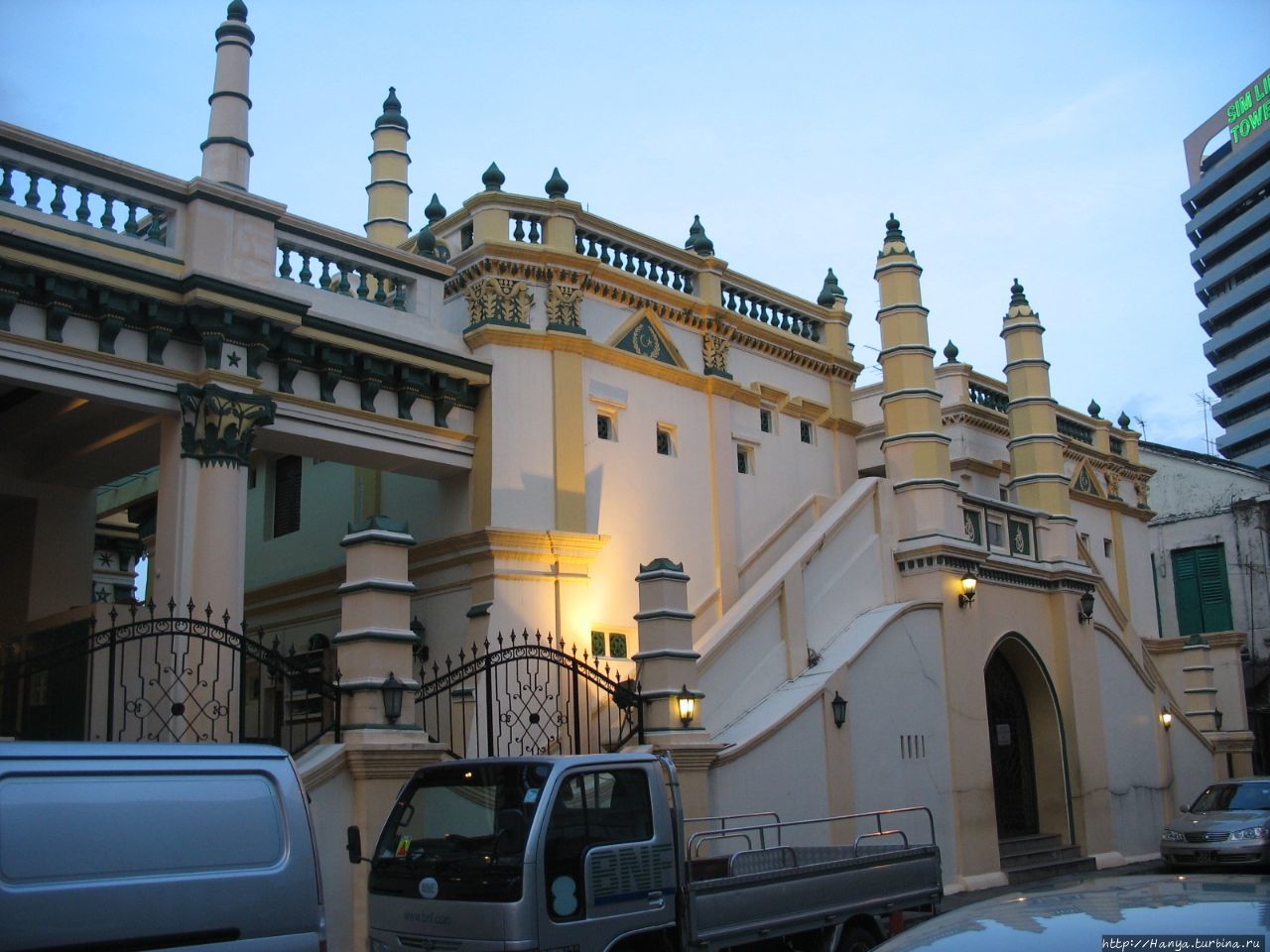 Мечеть Абдул Гафур Масджид / Abdul Gafoor Mosque