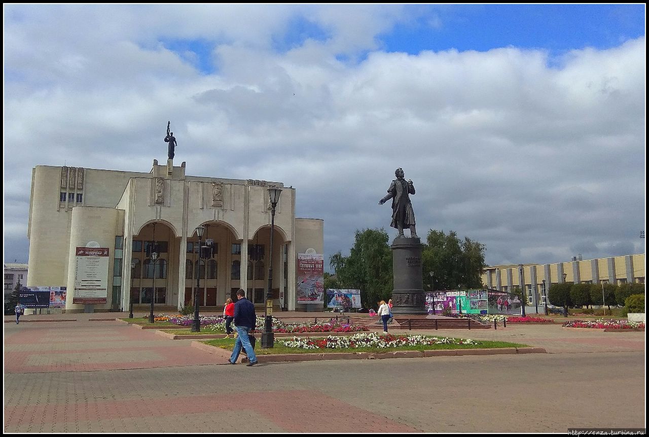 Город бывалых ратников, песен, яблок и соловьев Курск, Россия