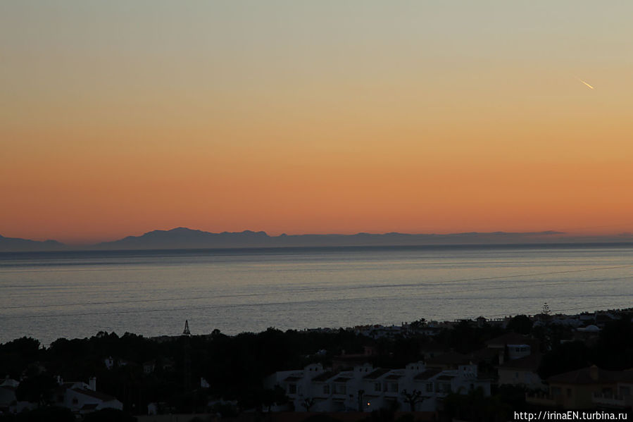 на горизонте Африка