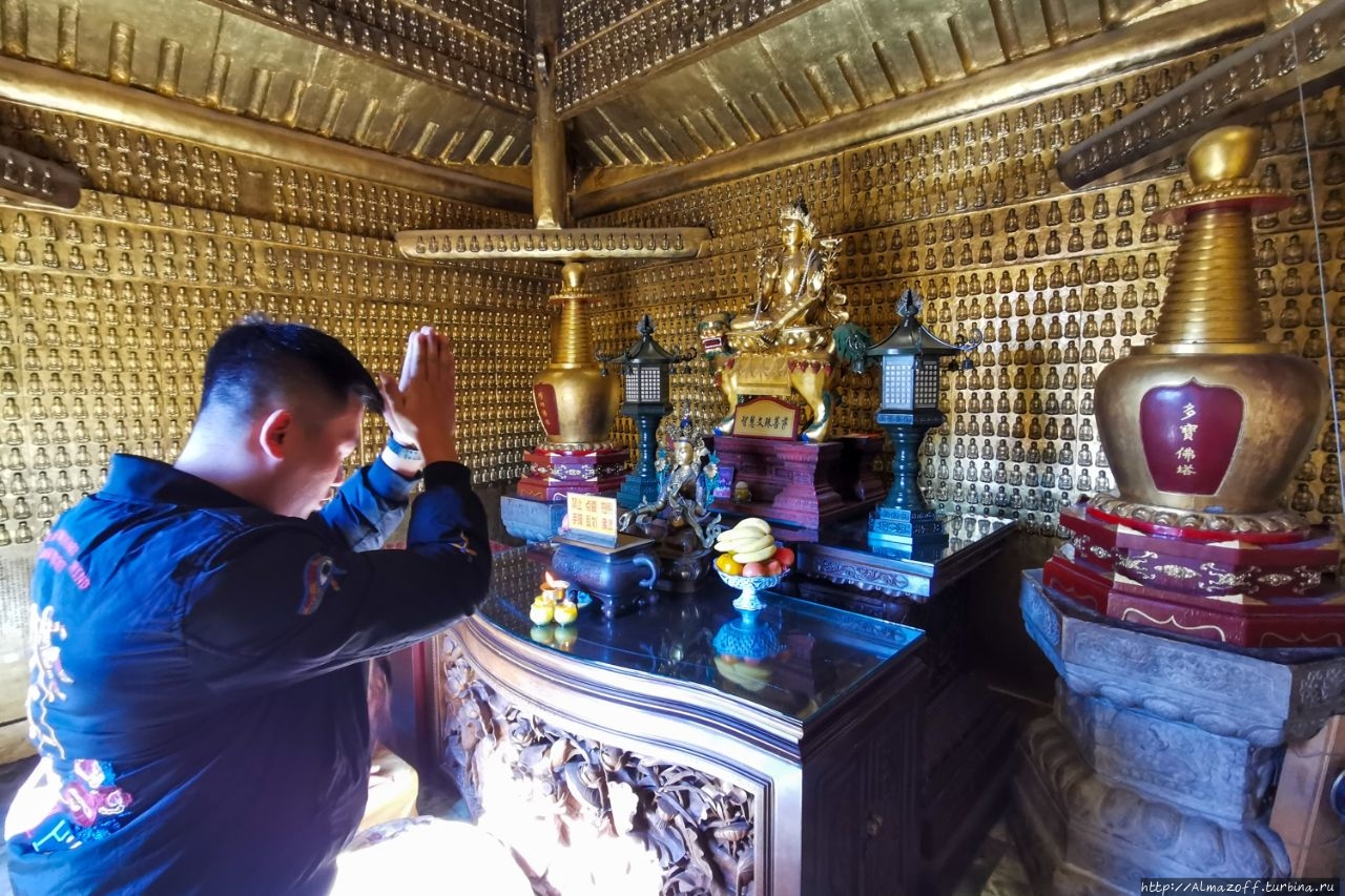 Храм Ясного Понимания - один из старейших храмов Китая