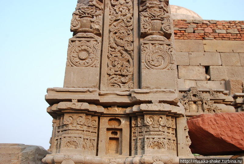 Храм богини счастья и радости... Несчастный и не радостный Дауса, Индия