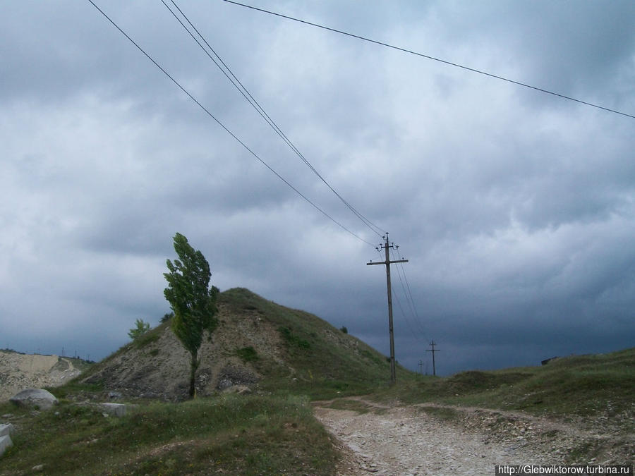 Прогулка к пещерному городу Бакла Скалистое, Россия