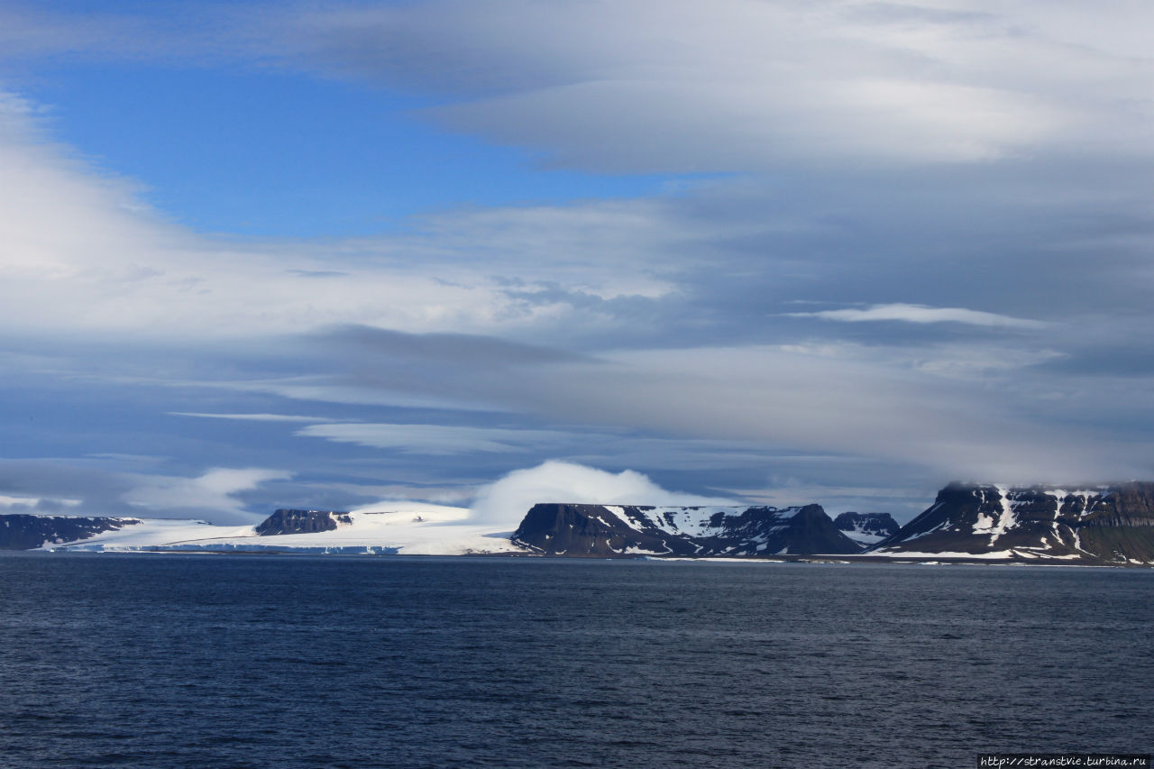 По дороге на Северный полюс мы делами остановку  на островах Земля Франца-Иосифа. Северный Полюс