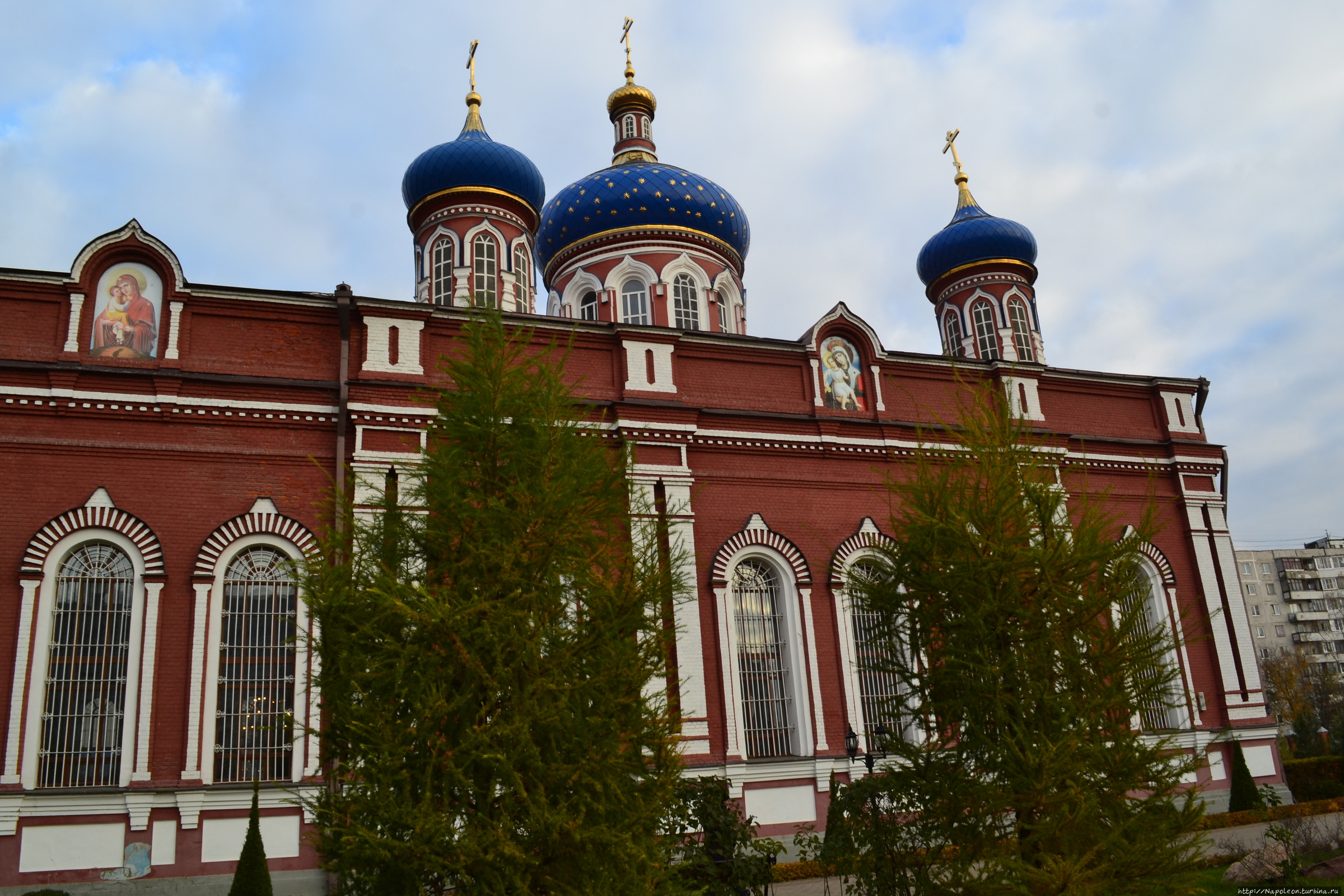 Орехово московская область. Орехово-Зуево храм Рождества Богородицы. Собор Рождества Богородицы Орехово-Зуево. Орехово Зуево достопримечат. Орехово-Зуево храм Рождества Богородицы Рождество.