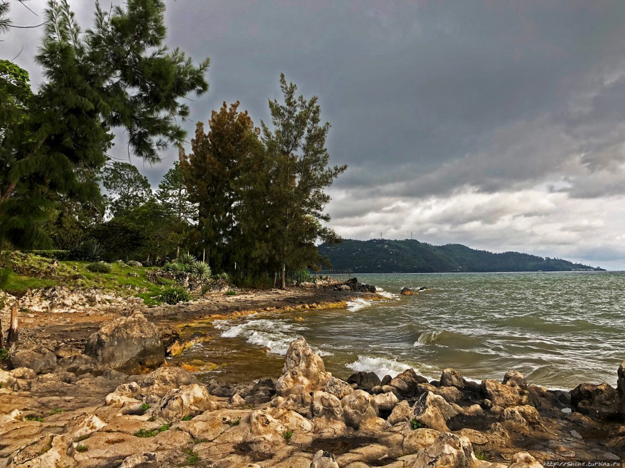 Озеро Киву / Lake Kivu