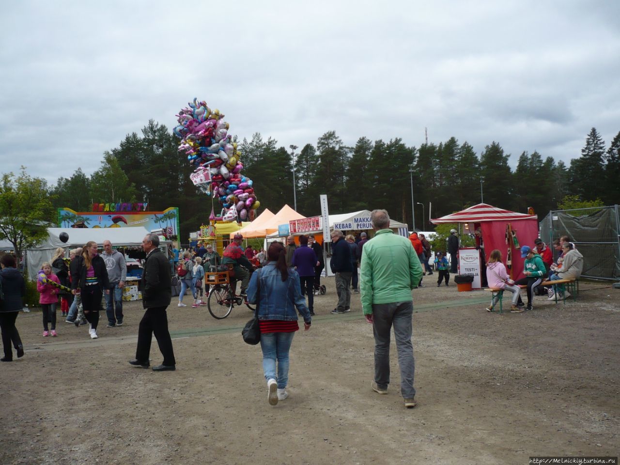 Фестиваль клубники в уездном городе Суоненйоки, Финляндия