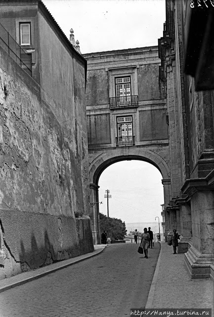Arco de S. Vicente (фото 1940 г.). Из интернета Лиссабон, Португалия