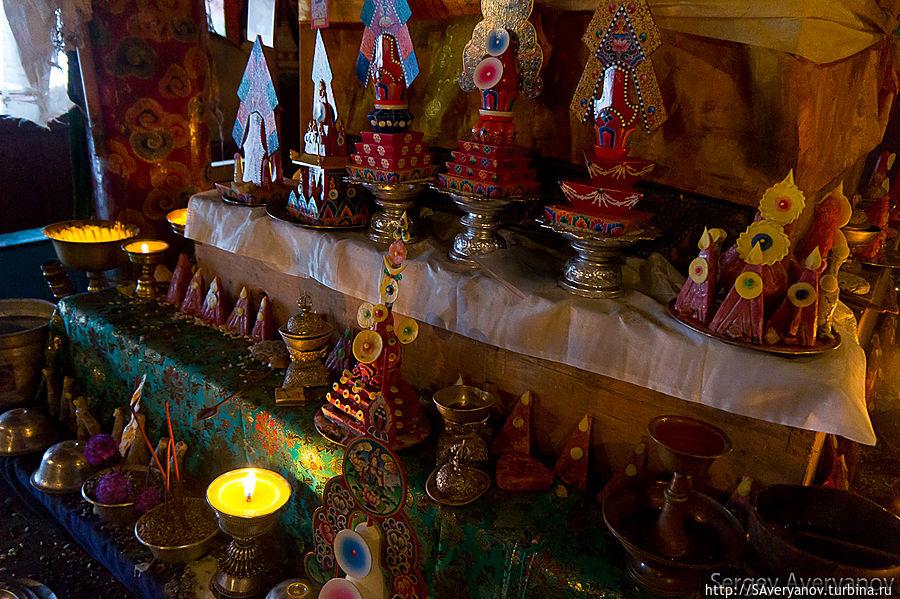 Торма (подношения) в храме Сама Гаона Непал