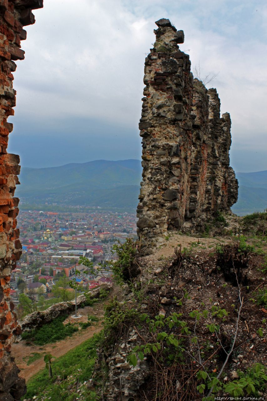 Хустский замок Хуст, Украина