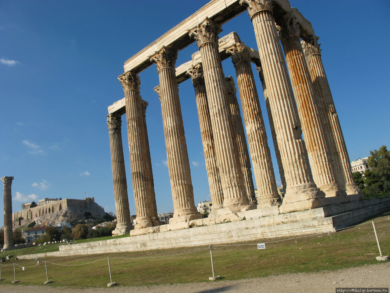 храм Зевсу Олимпийскому Афины, Греция
