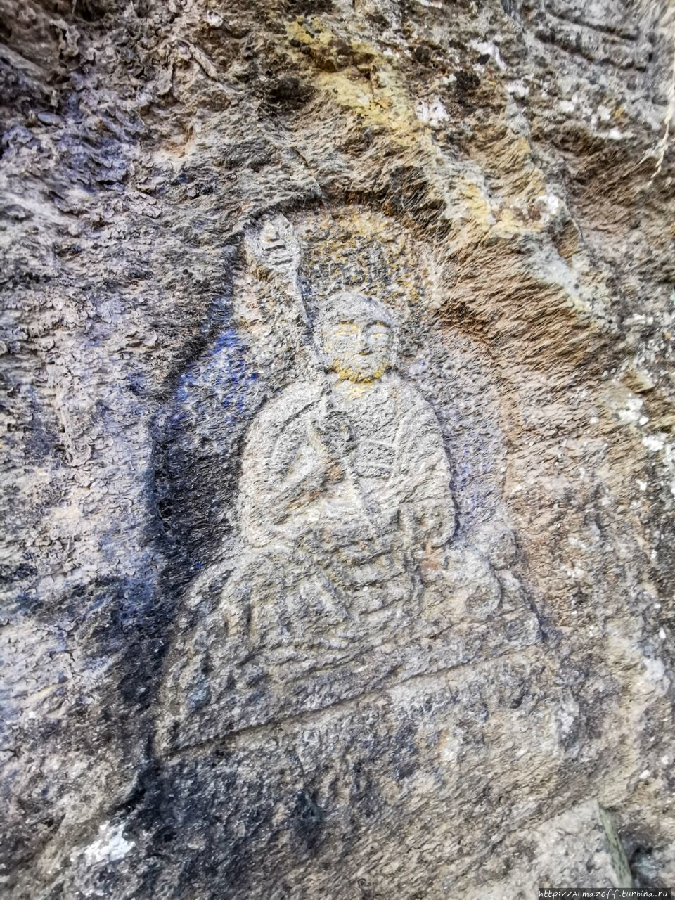 Тайная пещера 6-го Далай Ламы в горах Утайшань