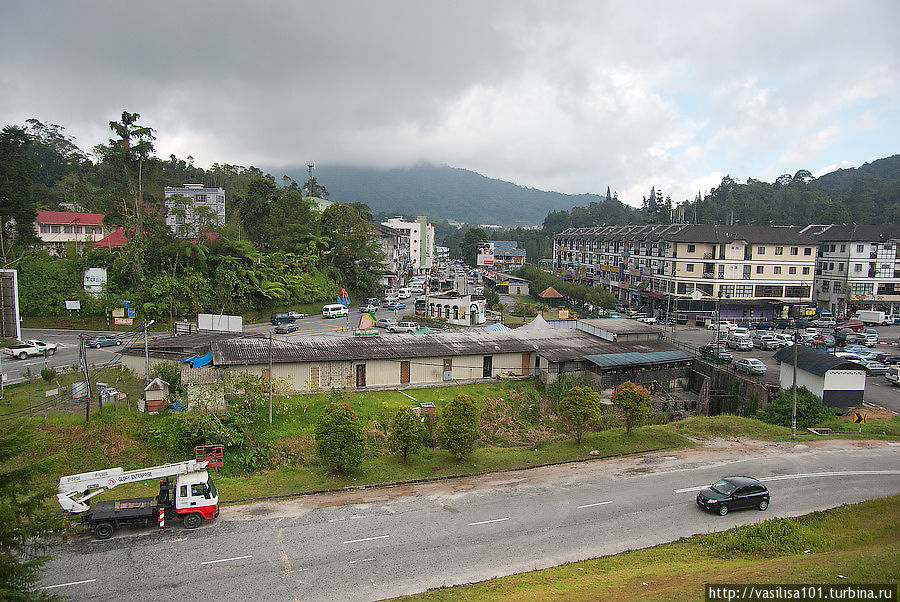 Вид на Танах-Рату от Convent Primary School Танах-Рата, Малайзия