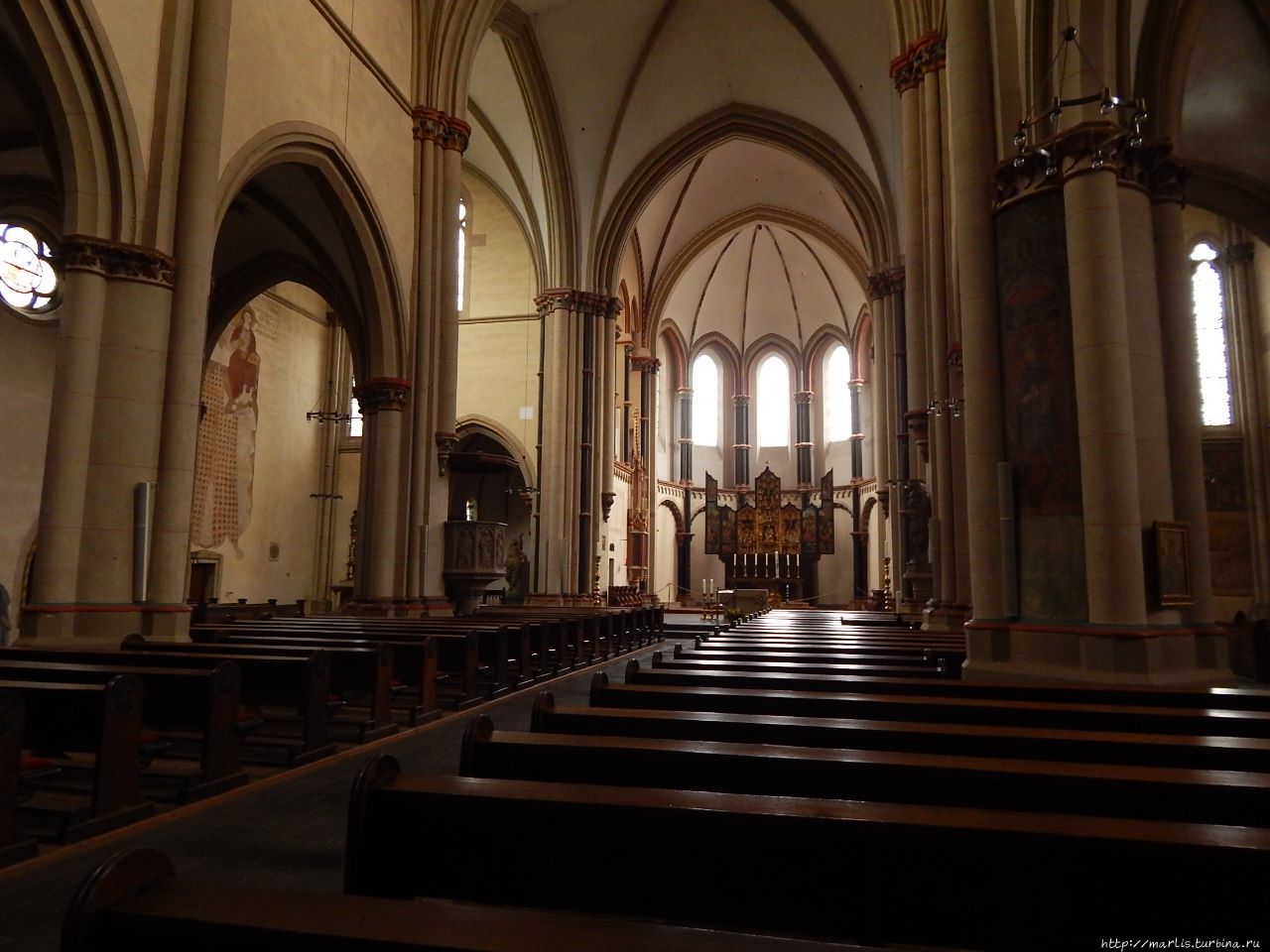 Коллегиальная церковь святых Мартина и Северуса Мюнстермайфельд, Германия