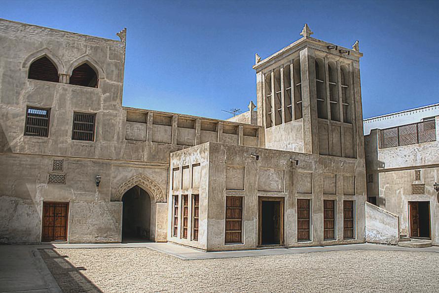 Исторические дома в центре Эль-Мухаррака / Historic houses in center of Al-Muharrak