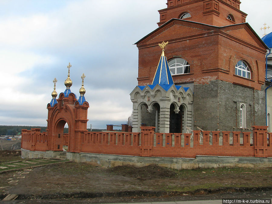 Храм Новоуткинск, Россия