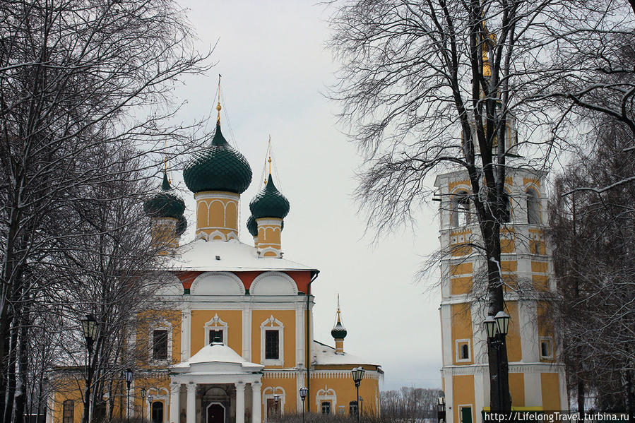 Угличский Кремль: Спасо-Преображенский собор с колокольней
