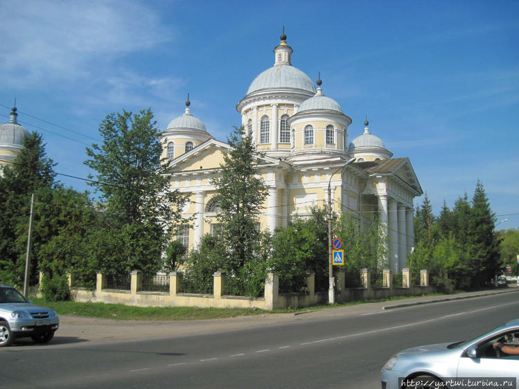 Первая остановка второго 